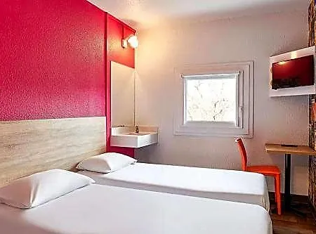 Hotelf1 Grenoble Universite Hotell *